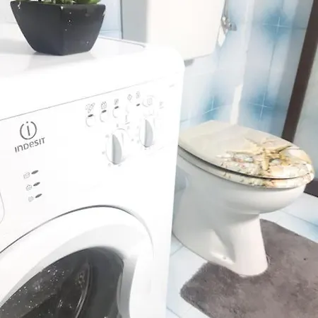 Cosy And Roomy 78m2 Apartment *